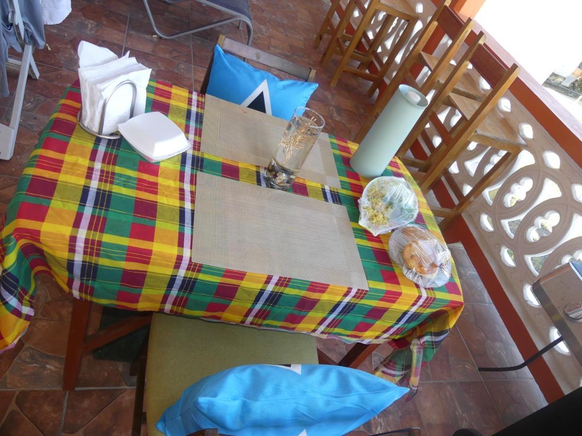Southern Haven Guesthouse Laborie Екстериор снимка