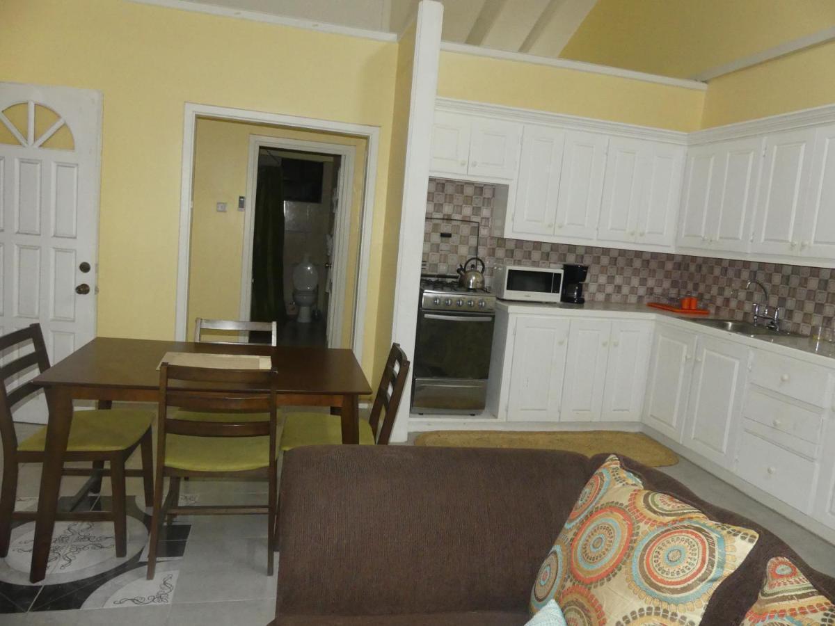 Southern Haven Guesthouse Laborie Екстериор снимка