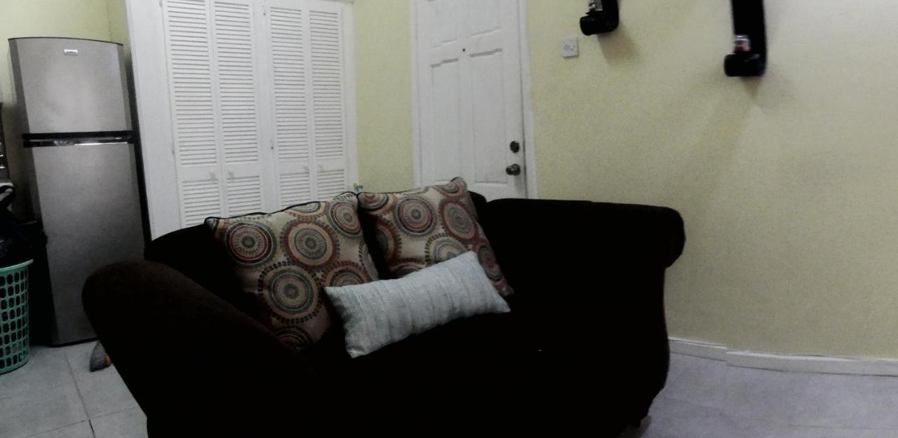Southern Haven Guesthouse Laborie Екстериор снимка