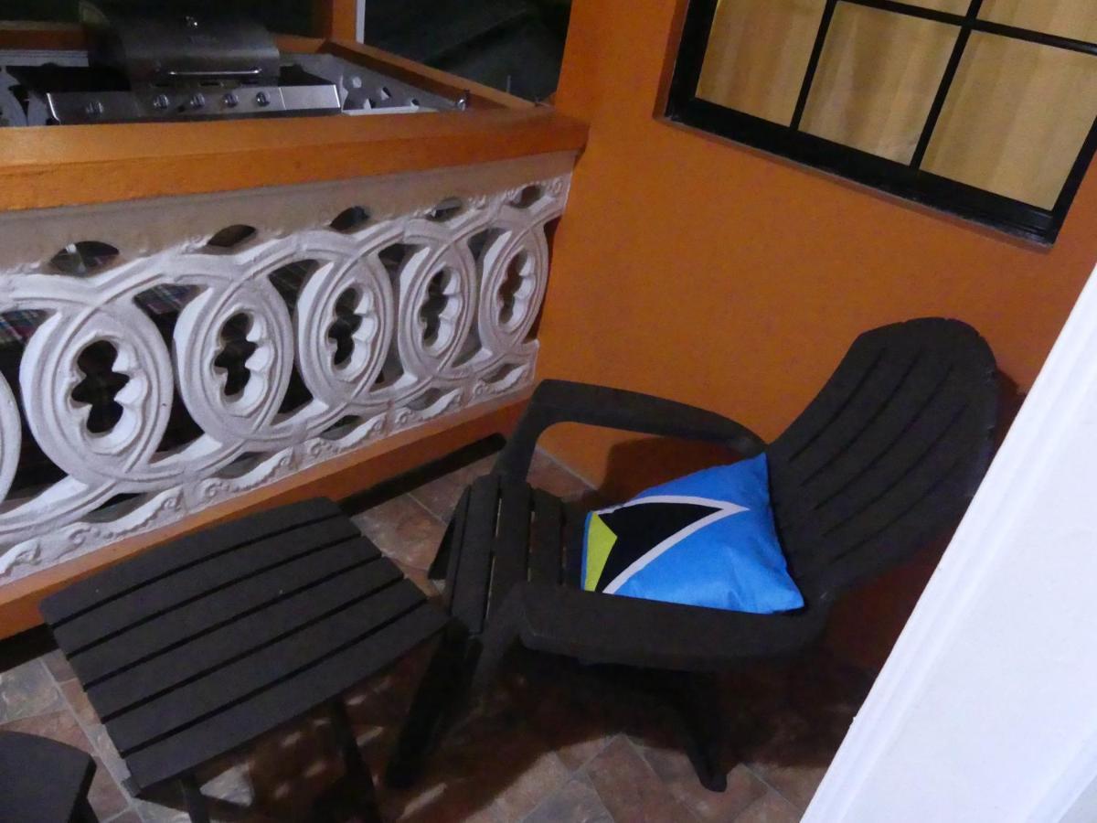 Southern Haven Guesthouse Laborie Екстериор снимка