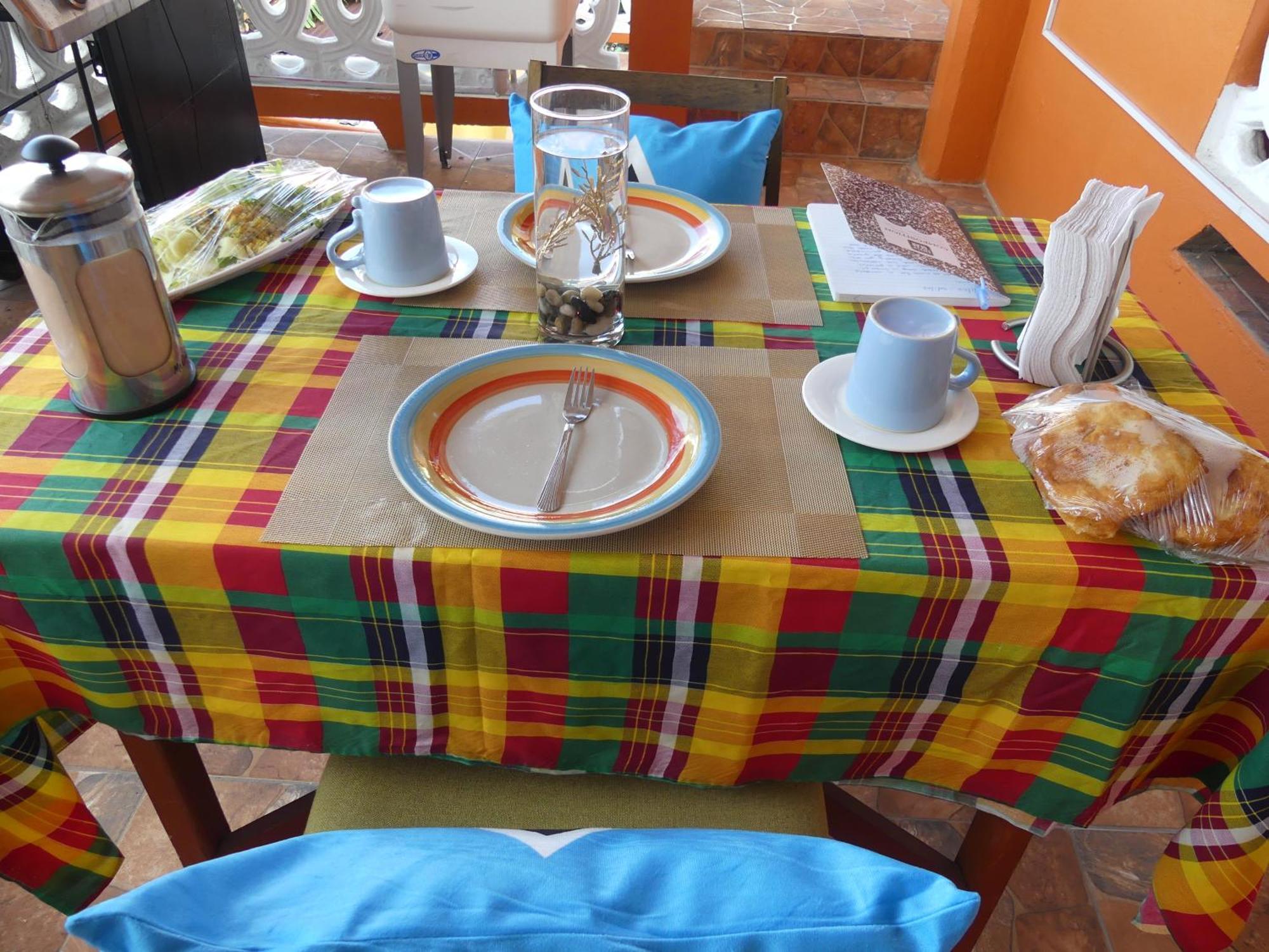 Southern Haven Guesthouse Laborie Екстериор снимка